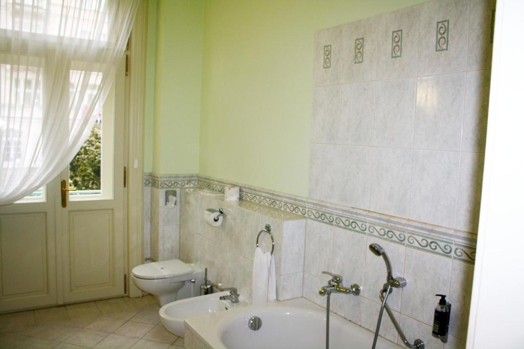 Hotel Mignon Karlovy Vary Bilik gambar